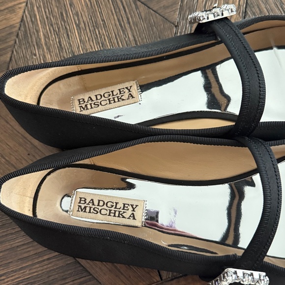 Badgley Mischka Women’s Brystol Embellished Buckle Mary Jane Flats Size 8.5 - Picture 6 of 8